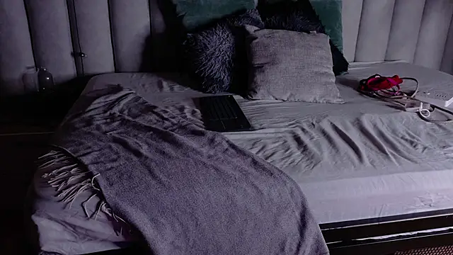 nahomi_campbell webcam