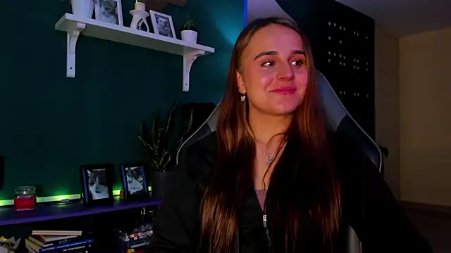 evy_orange1 webcam