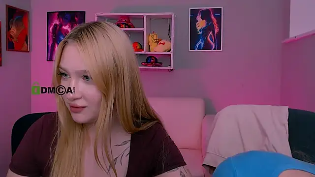 playful_sophie webcam