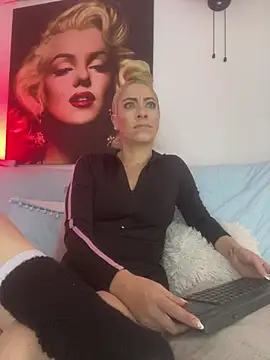 viktoria_davis_ webcam