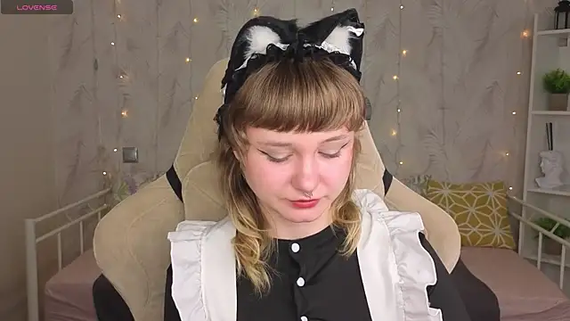 Tori_Cutie webcam