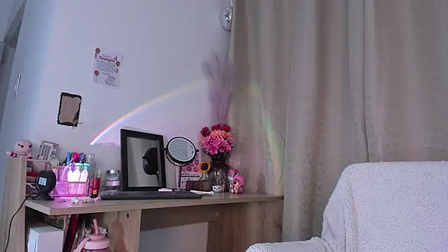 zoe_siren webcam