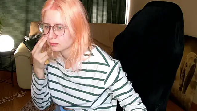 Lily_Spark_ webcam
