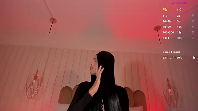 nicki-west webcam