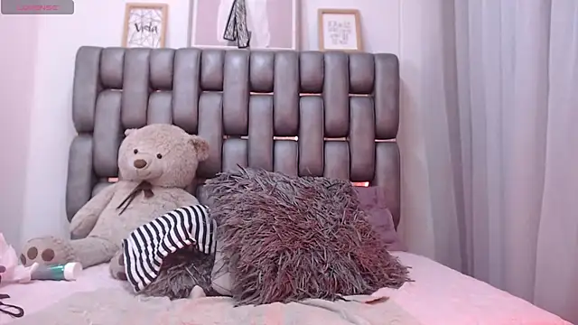 Karol_Wilde webcam