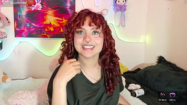 theiamoon webcam