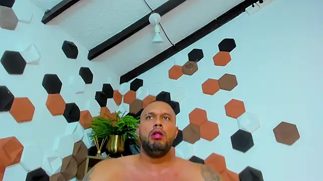 CharlieGrifinX webcam