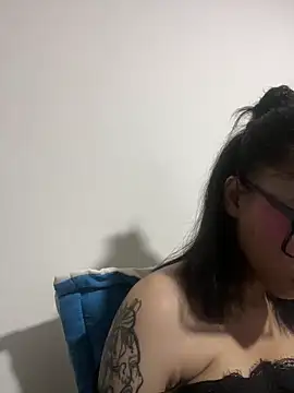 miss_alahia webcam