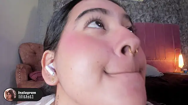 lilithst_ webcam