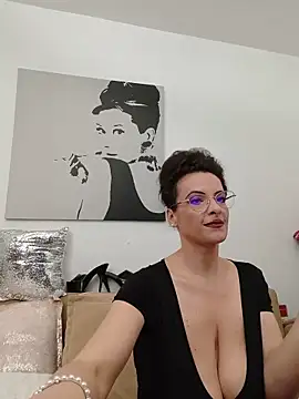 RebeccaNoble webcam