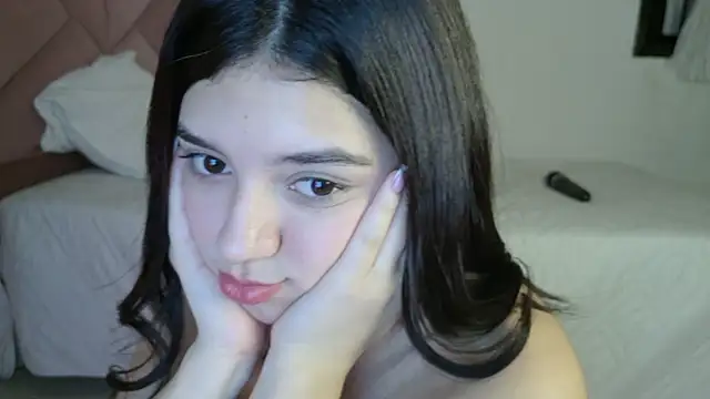 eva_sin18 live cam on StripChat
