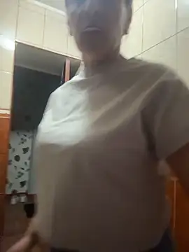 Hot-Milf4U live cam on StripChat