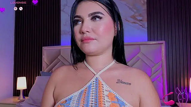MiaaFarrel live cam on StripChat