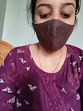 Tamil_shalini live cam on StripChat