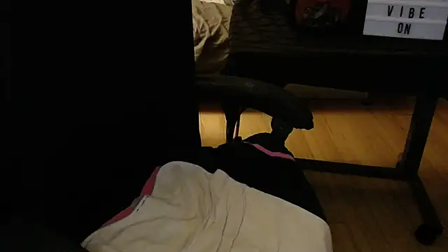 angecornuXO webcam