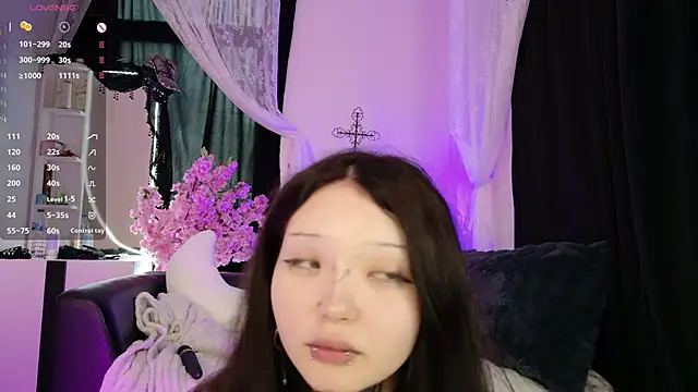 Lein_Bone live cam on StripChat
