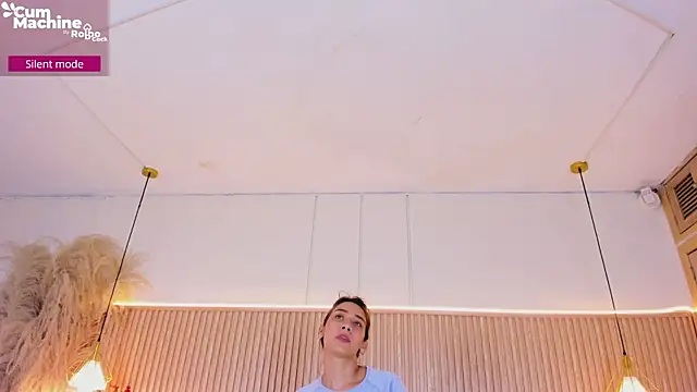 NahimiThompson live cam on StripChat