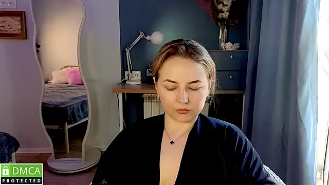 Mira_Mermayd webcam