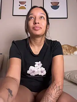DianaHopson webcam