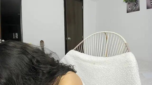 eli_dl - Eli_dl's free webcam - UK Sex Cams