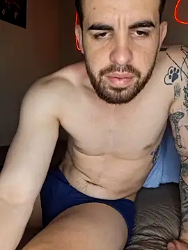 Cubanotatuado webcam