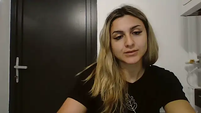 nicoleplay - NicolePlay's free webcam - UK Sex Cams