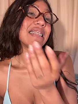 Kaiisa_ live sex cam