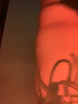 SmokyDee live sex cam