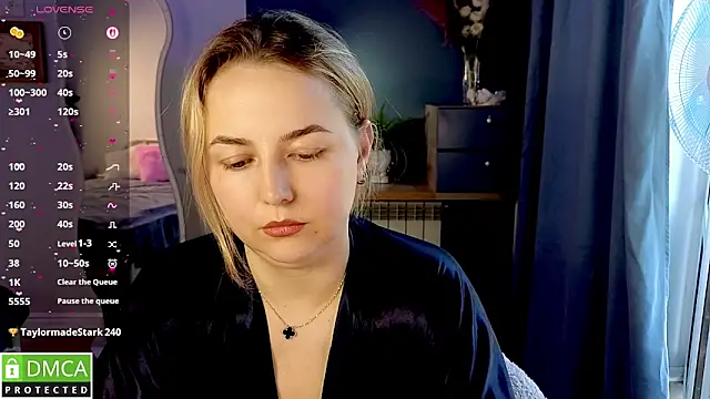 Mira_Mermayd webcam