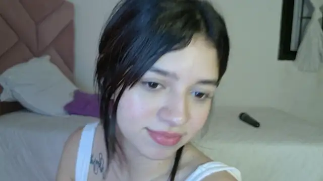 eva_sin18 live cam on StripChat