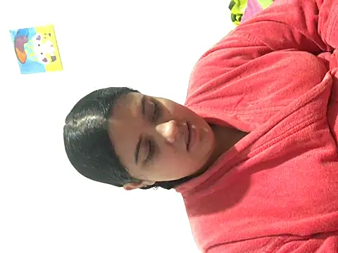 elivanegas (F young) - I want to come all over and get you wet