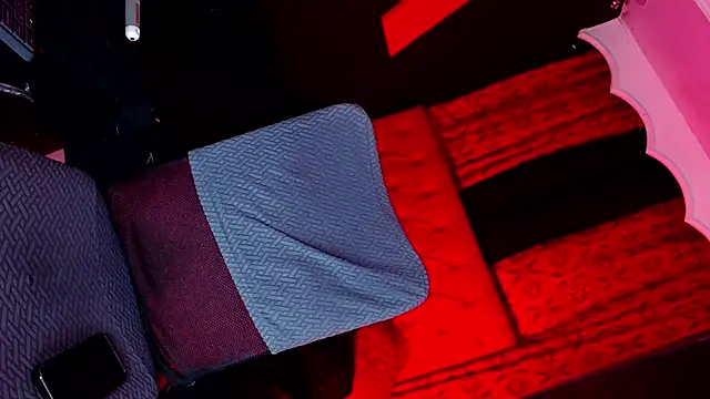 abrilbigcock webcam