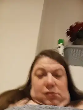 HotHornyEmmaX webcam