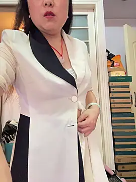 tianwei2567 live cam on StripChat