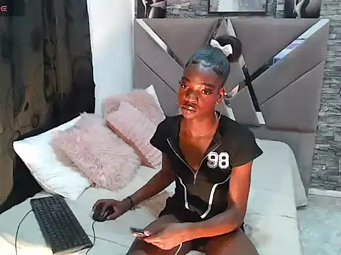 black_tsx webcam