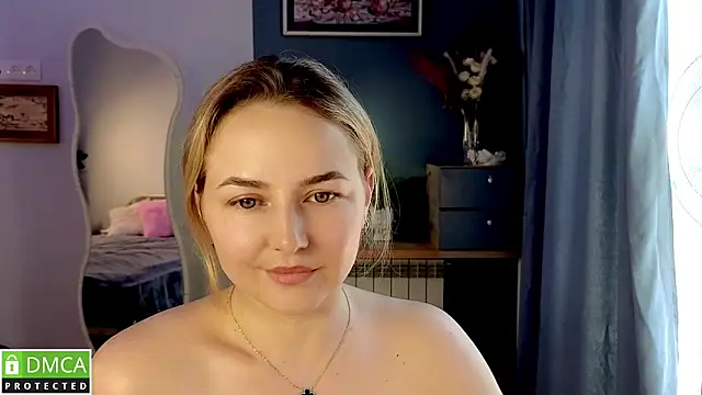 Mira_Mermayd webcam