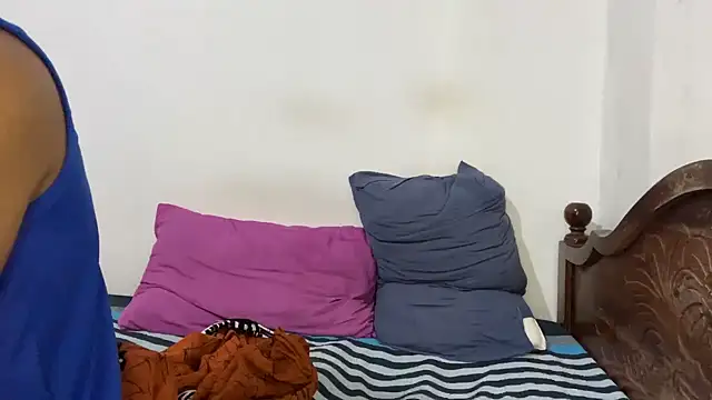 DesiDaddyandSon webcam