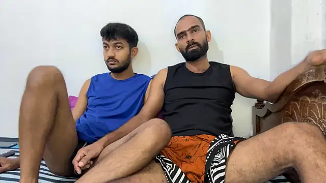 DesiDaddyandSon webcam