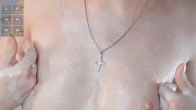 CherlyGuss webcam