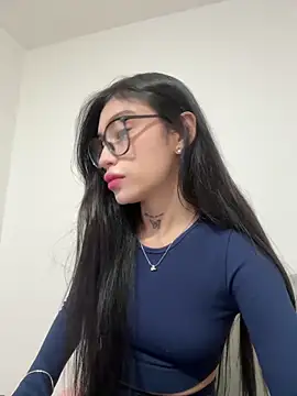 Bonny_Eva live cam on StripChat