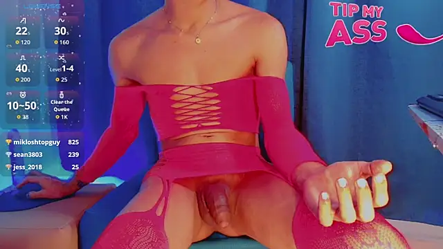 femboykeene live cam on StripChat