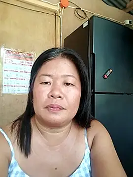 Lovelywoman43 webcam