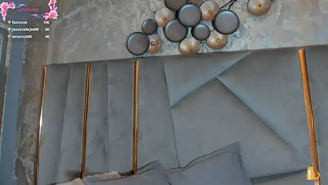 KimDevinne webcam