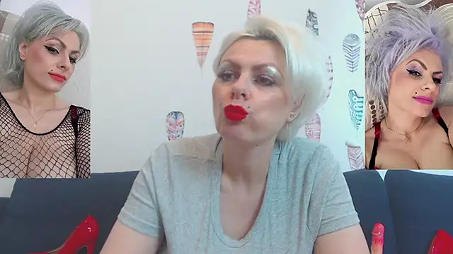 Golden__Girl__WOW__ webcam
