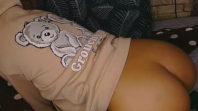 Sweethoneyglow webcam