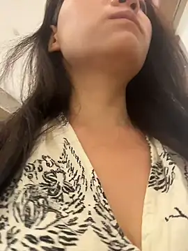 xiaochengzi505 (F milf) - 下身真空到下播