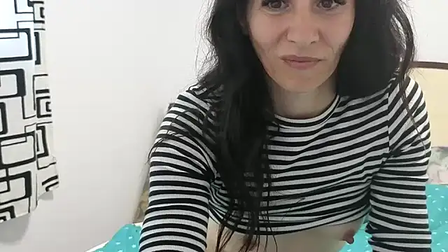 sexyevalove live cam on StripChat