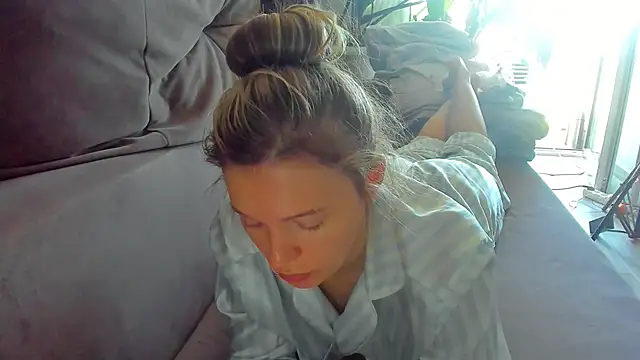 foxy_blond webcam