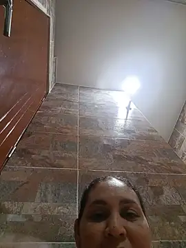 MirandaSoto webcam