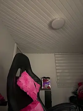 Anily_Lovely webcam